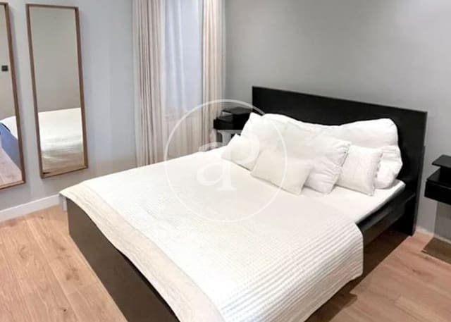 3 soverom Leilighet til leie i Ibiza, Madrid by - € 3 400 (Ref: 9915837)