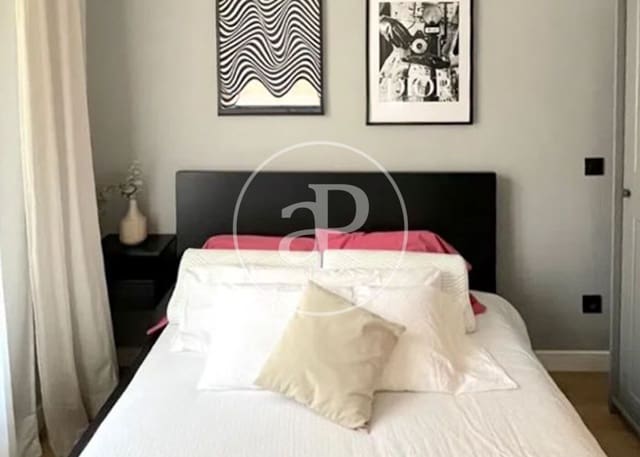 3 soverom Leilighet til leie i Ibiza, Madrid by - € 3 400 (Ref: 9915837)