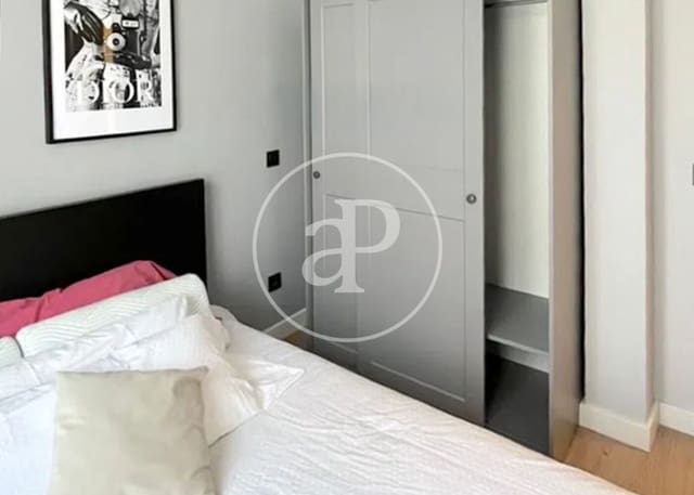 3 soverom Leilighet til leie i Ibiza, Madrid by - € 3 400 (Ref: 9915837)