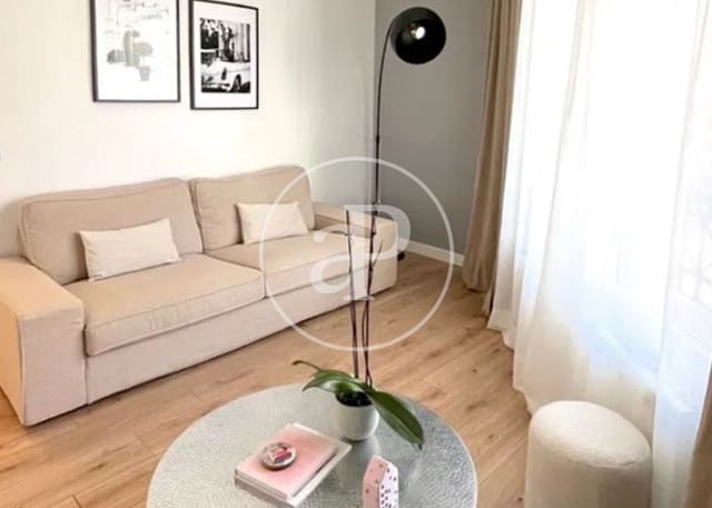 3 soverom Leilighet til leie i Ibiza, Madrid by - € 3 400 (Ref: 9915837)