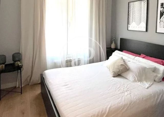 3 soverom Leilighet til leie i Ibiza, Madrid by - € 3 400 (Ref: 9915837)