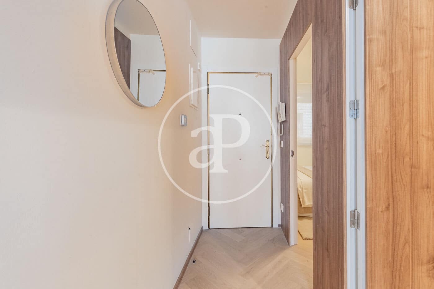 3 bedroom Apartment for sale in Madrid city - € 986,000 (Ref: 9915838)