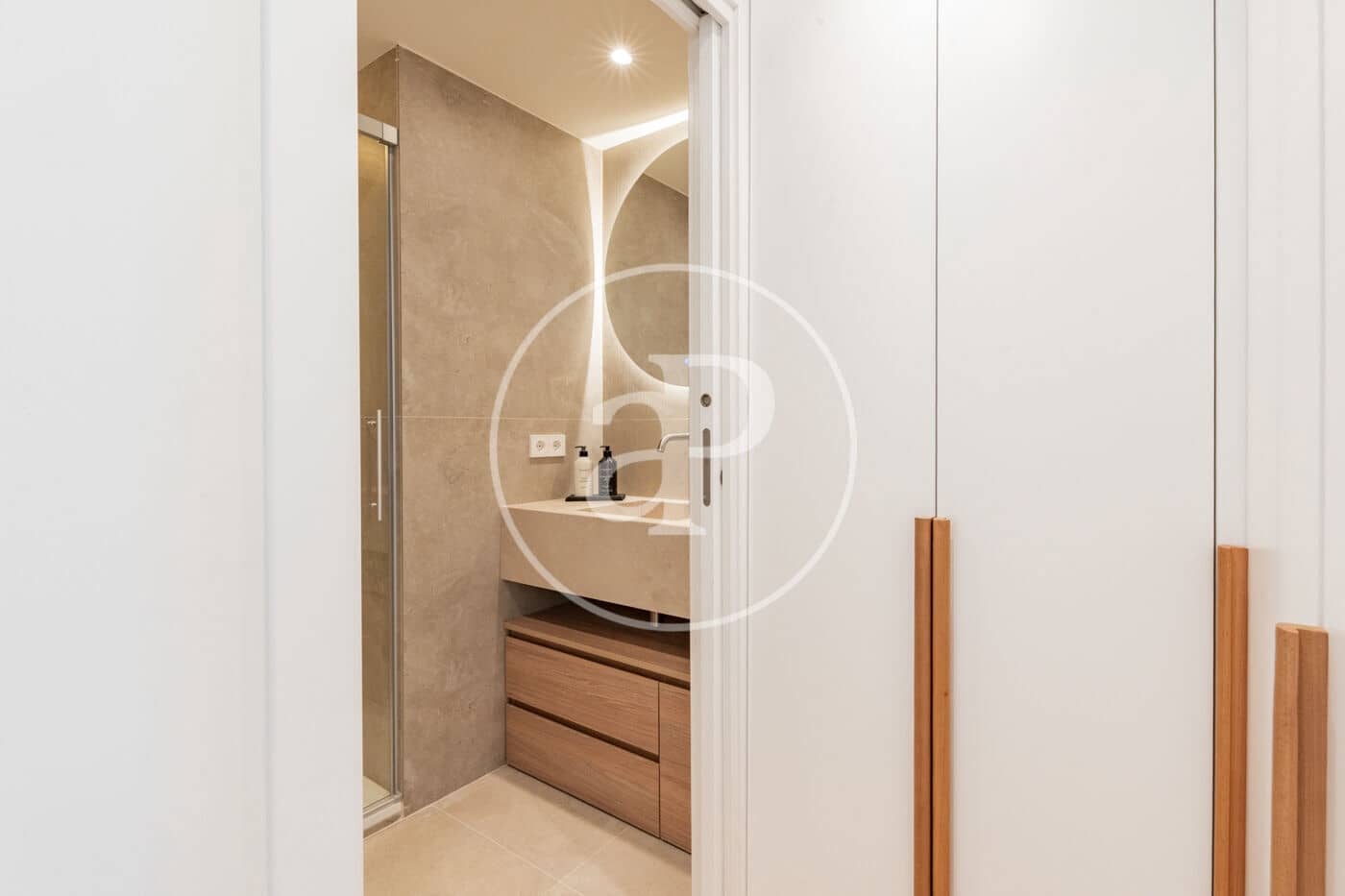 3 bedroom Apartment for sale in Madrid city - € 986,000 (Ref: 9915838)