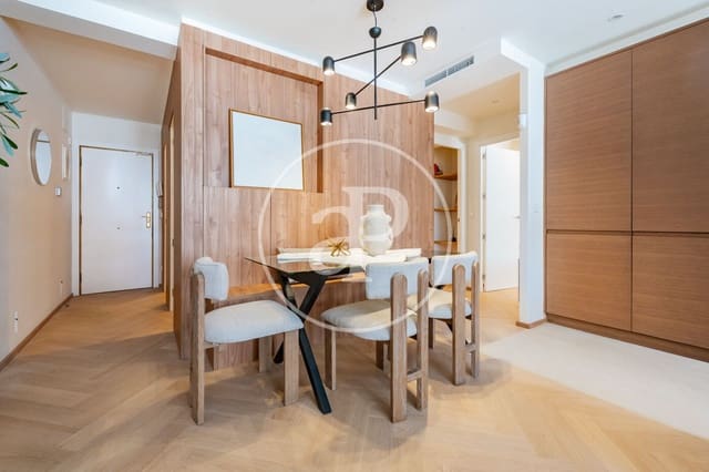 3 bedroom Apartment for sale in Hispanoamérica, Madrid city - € 986,000 (Ref: 9915838)