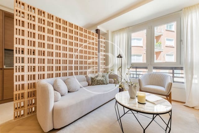 3 bedroom Apartment for sale in Hispanoamérica, Madrid city - € 986,000 (Ref: 9915838)