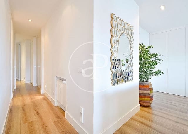 2 sovrum Lägenhet att hyra i Cuatro Caminos, Madrid stad - 2 950 € (Ref: 9915840)