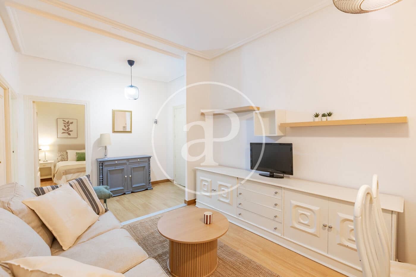 Appartement de 2 chambres à louer à Madrid ville - 1 650 € (Ref: 9915841)