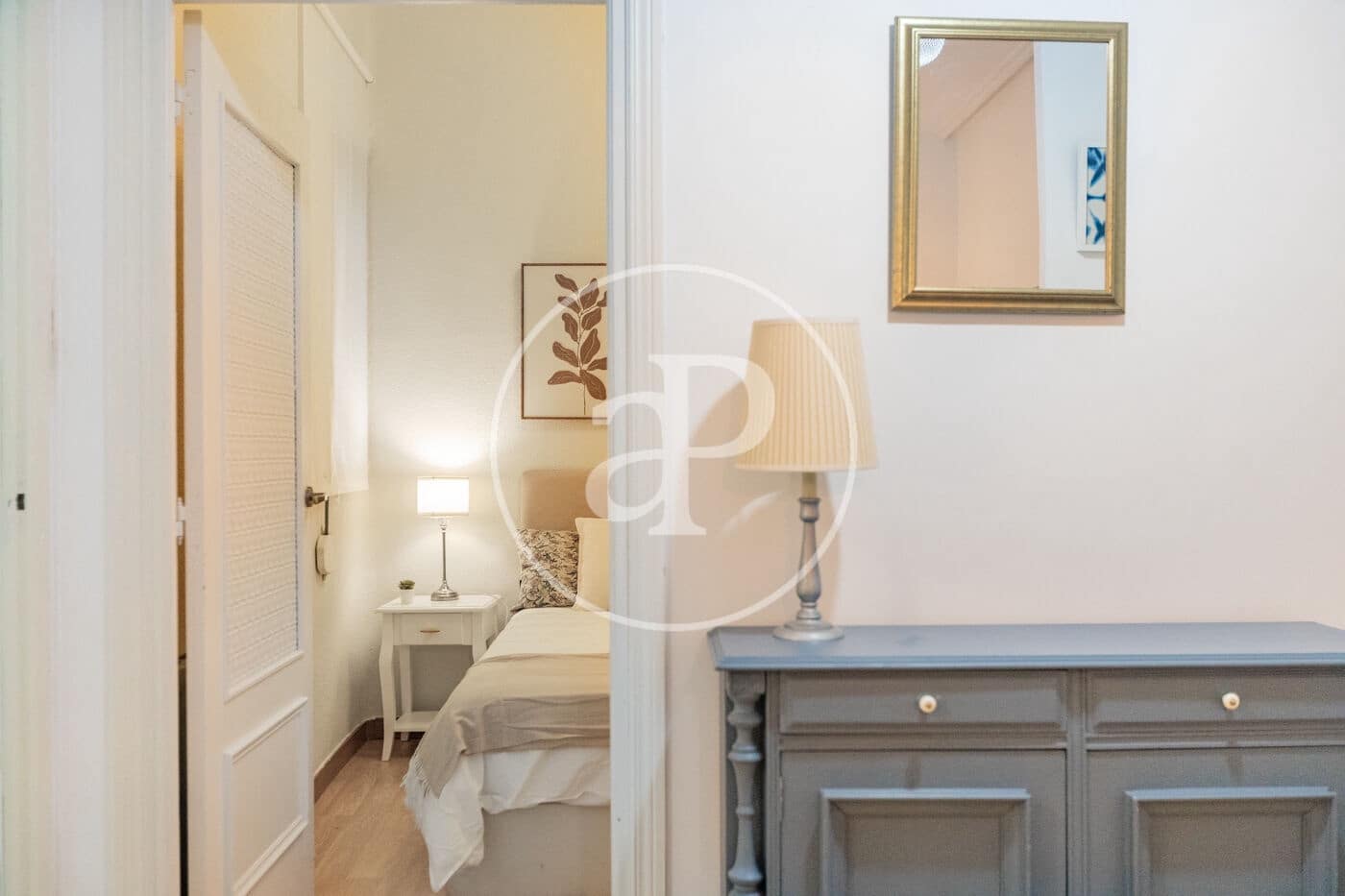 Appartement de 2 chambres à louer à Madrid ville - 1 650 € (Ref: 9915841)