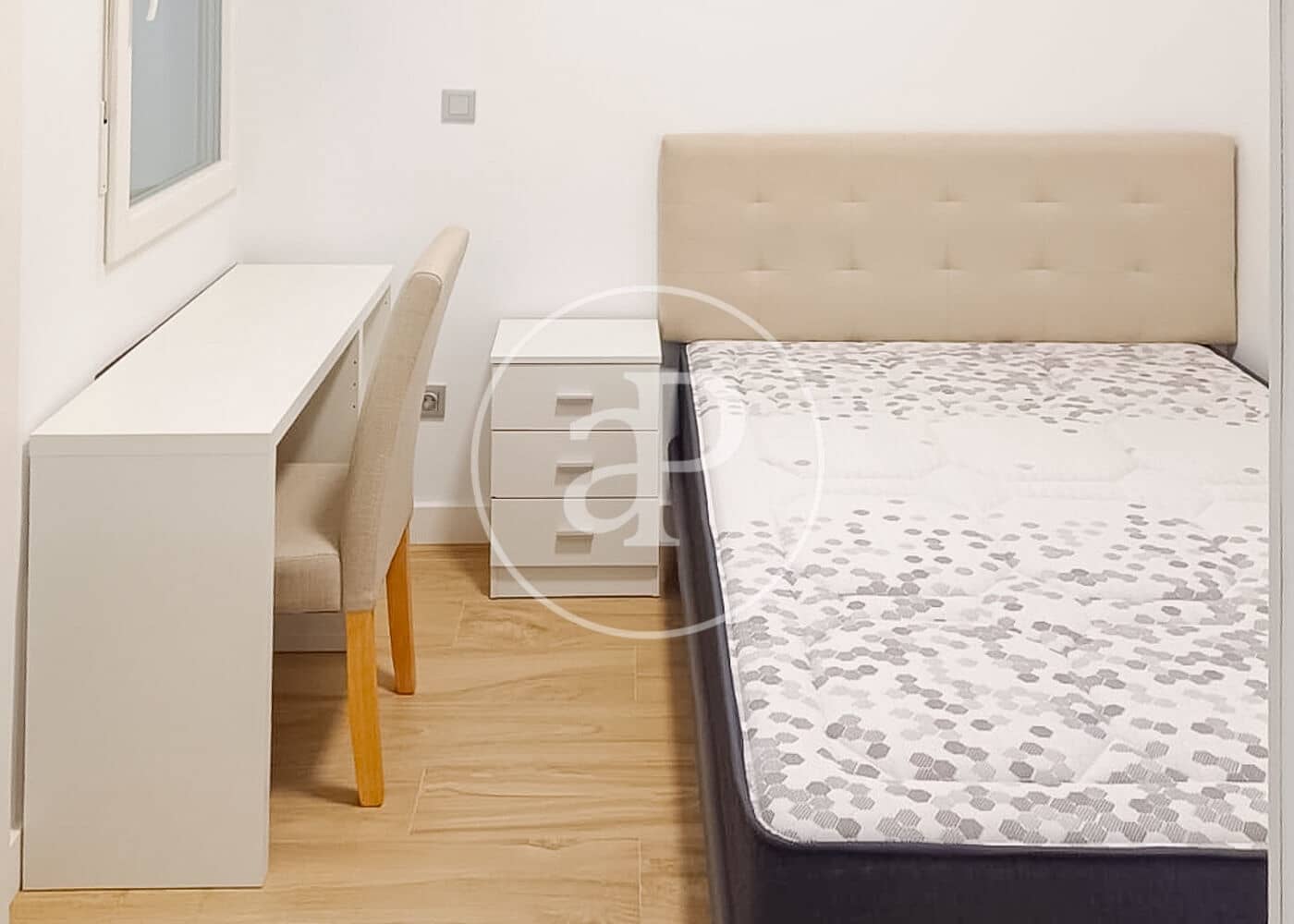 Appartement de 2 chambres à louer à Madrid ville - 1 700 € (Ref: 9915842)