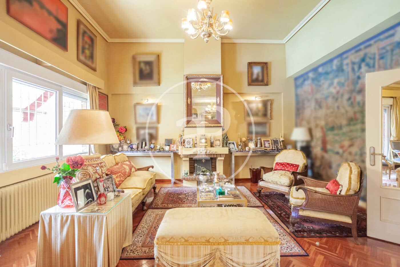 4 bedroom Villa for sale in Madrid city - € 1,440,000 (Ref: 9915843)