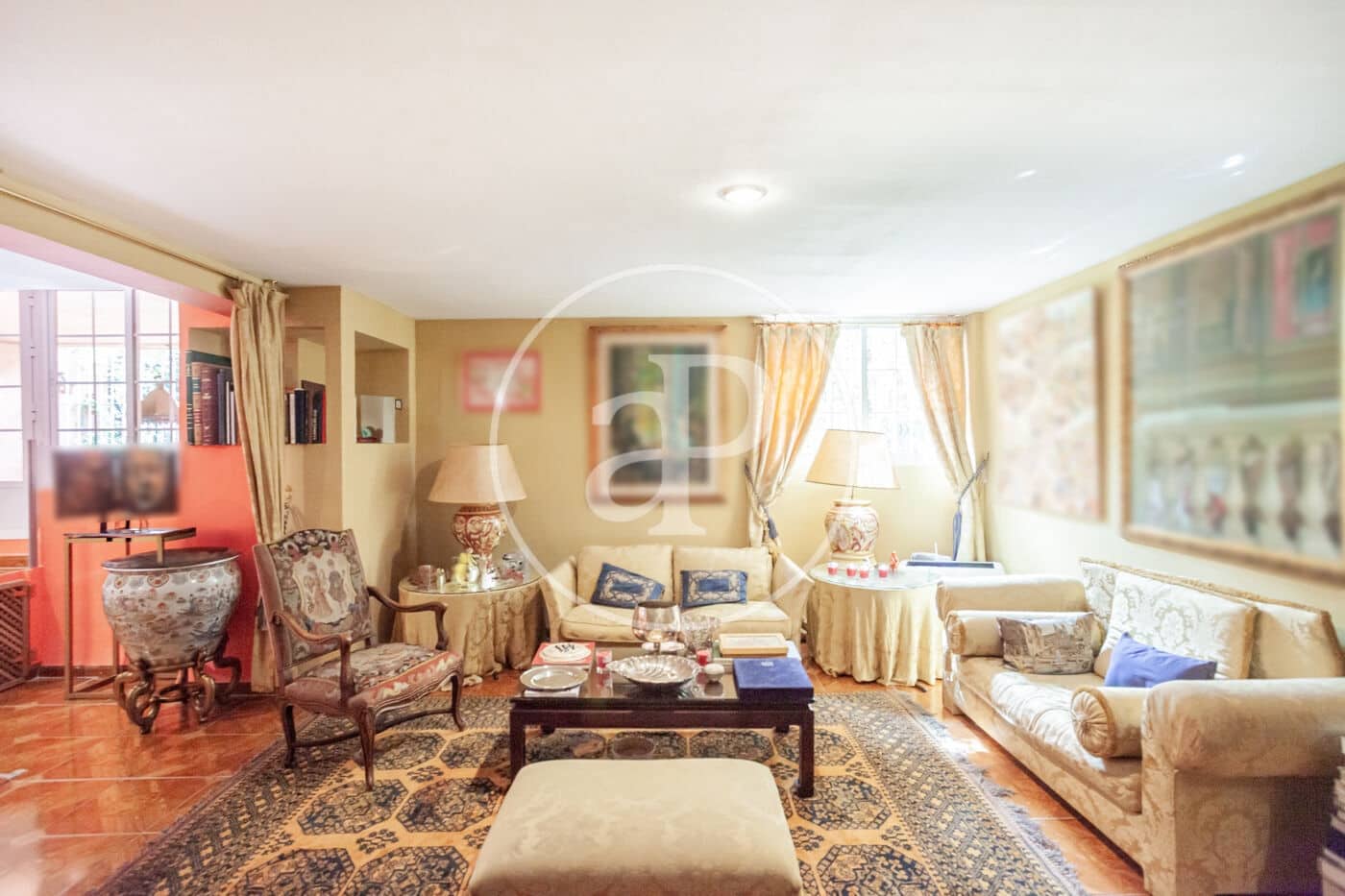 4 bedroom Villa for sale in Madrid city - € 1,440,000 (Ref: 9915843)
