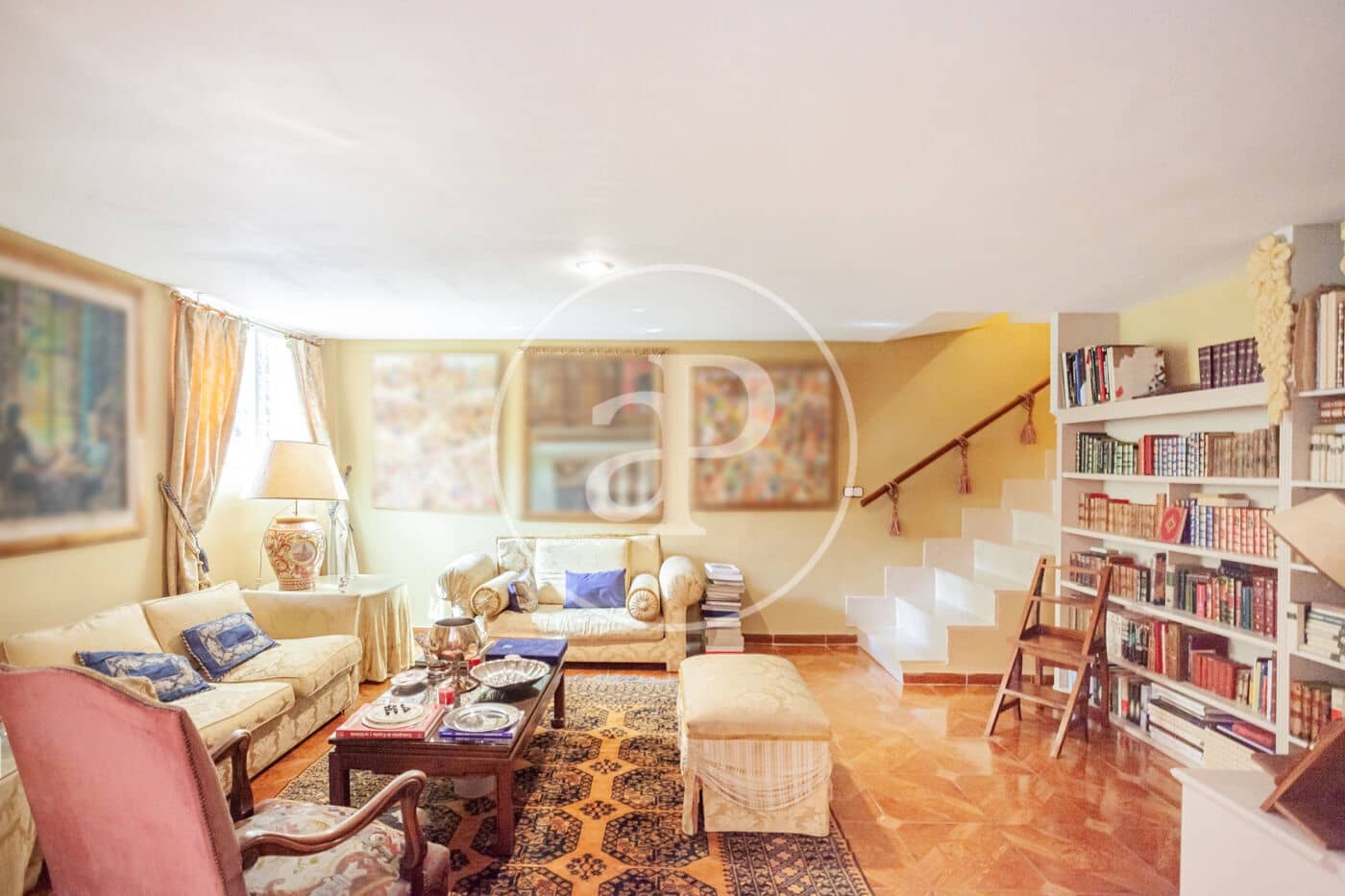 4 bedroom Villa for sale in Madrid city - € 1,440,000 (Ref: 9915843)