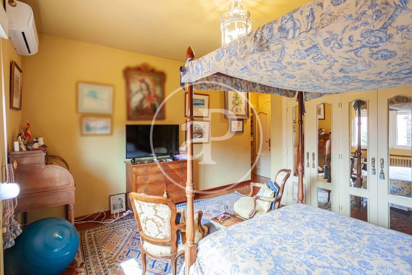 4 bedroom Villa for sale in Madrid city - € 1,440,000 (Ref: 9915843)