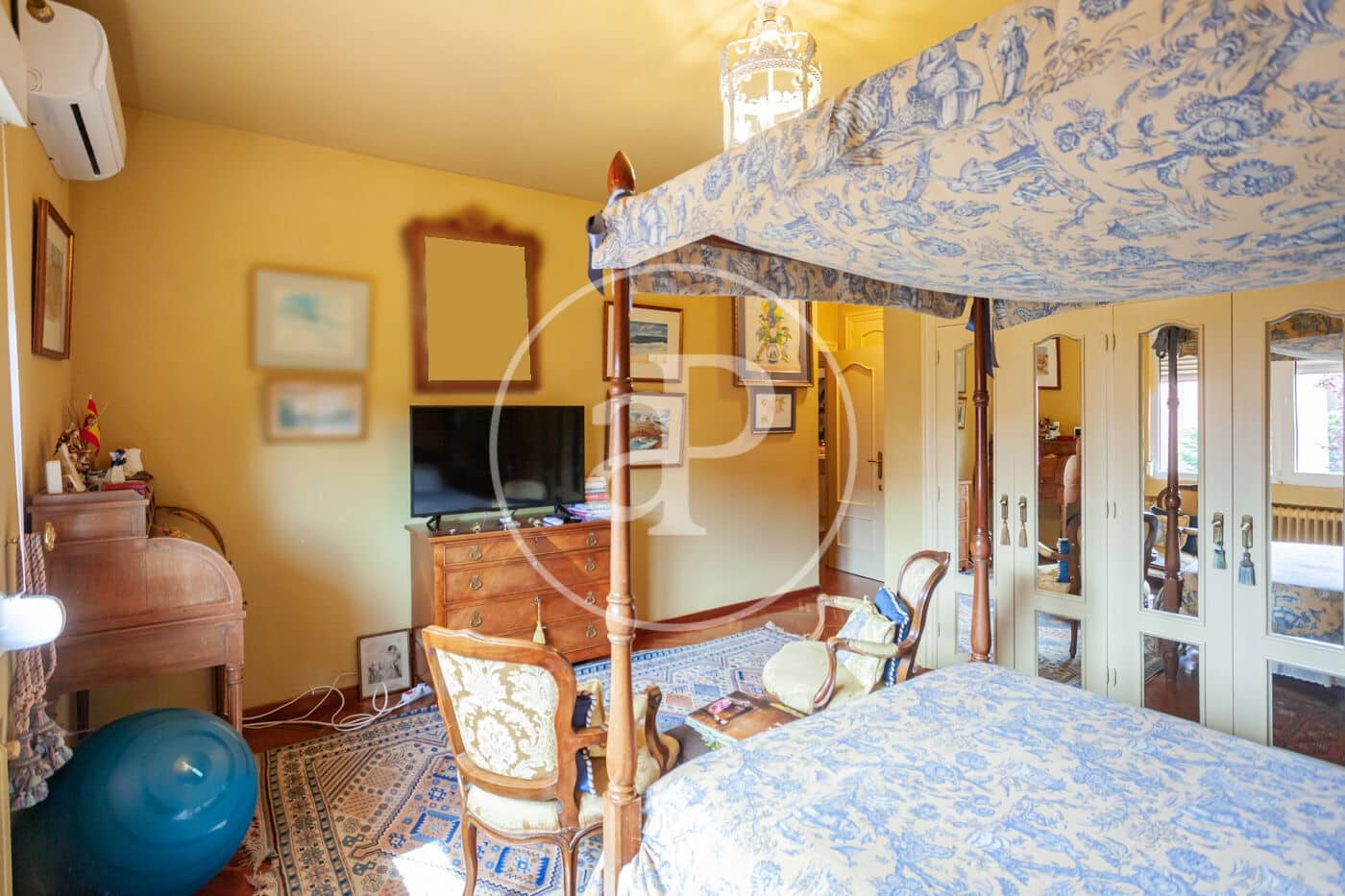 4 bedroom Villa for sale in Madrid city - € 1,440,000 (Ref: 9915843)