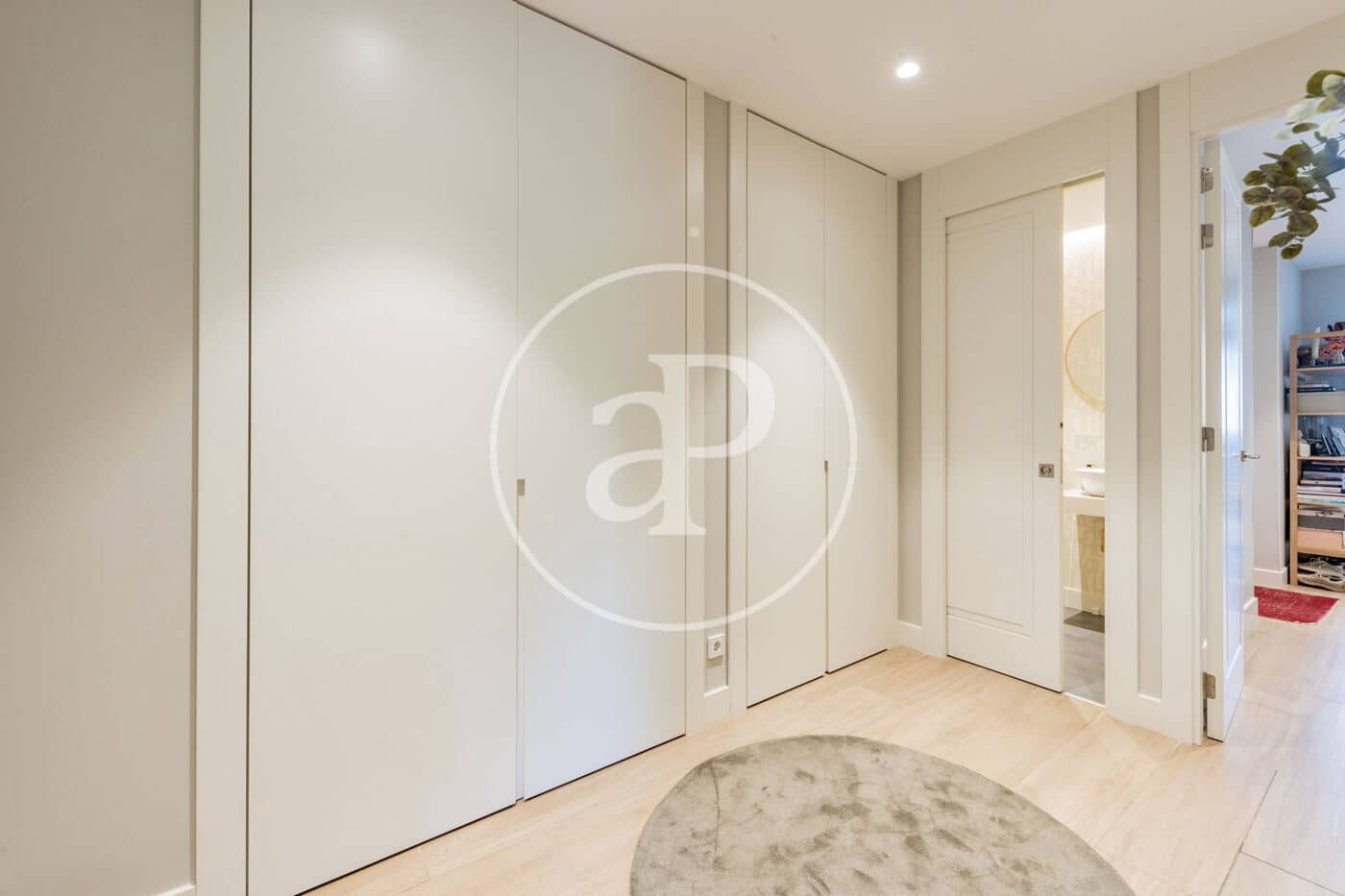 4 quarto Apartamento para venda em La Moraleja com piscina - 1 450 000 € (Ref: 9915844)