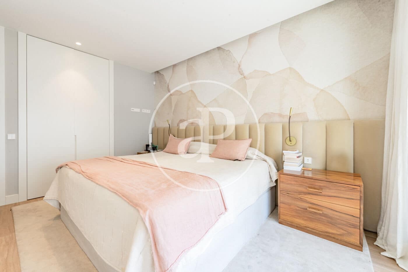 4 quarto Apartamento para venda em La Moraleja com piscina - 1 450 000 € (Ref: 9915844)