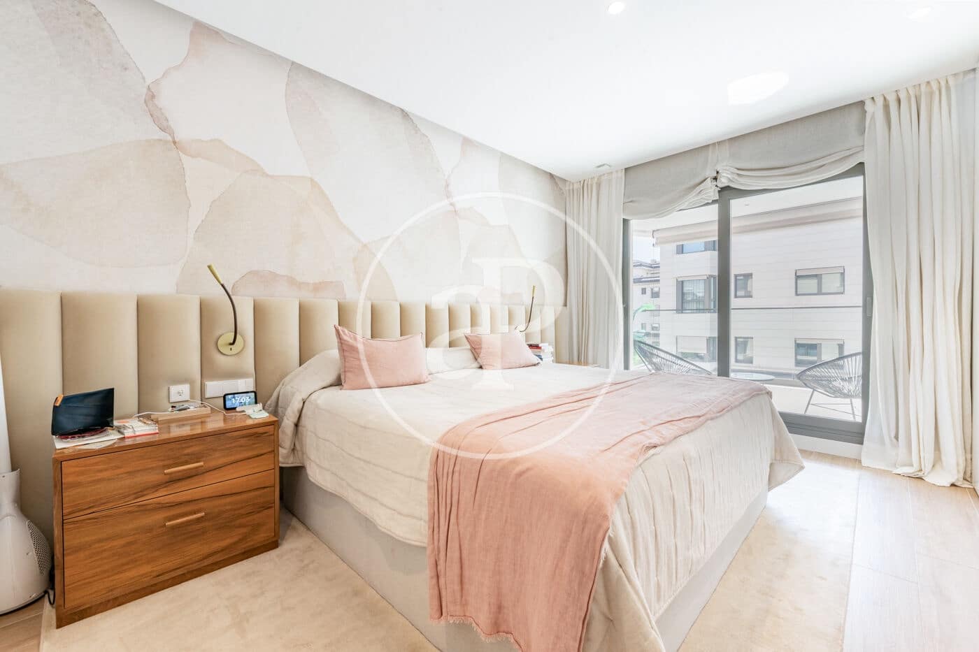 4 quarto Apartamento para venda em La Moraleja com piscina - 1 450 000 € (Ref: 9915844)