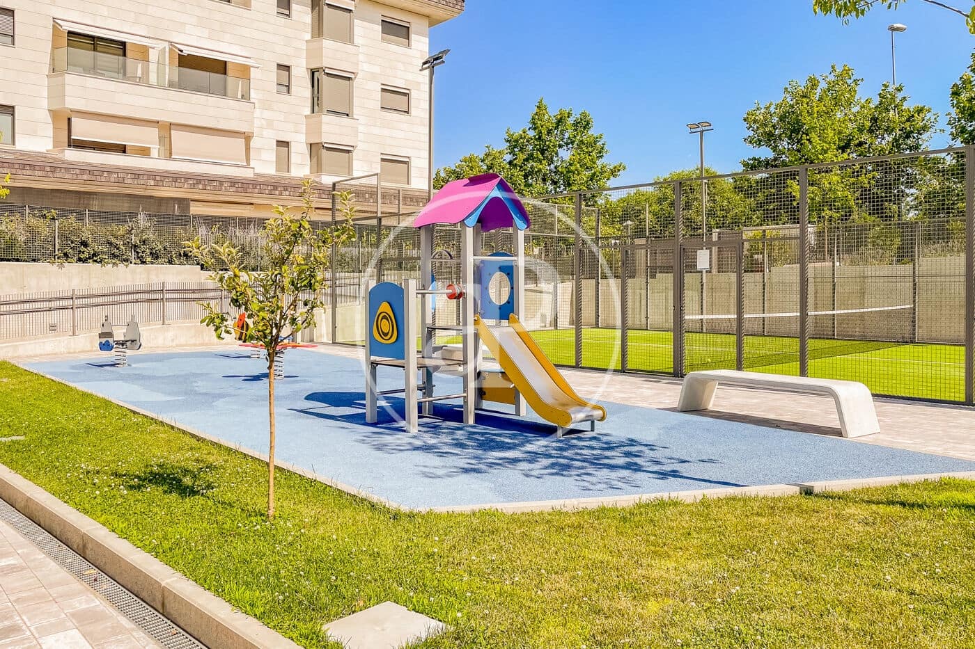4 quarto Apartamento para venda em La Moraleja com piscina - 1 450 000 € (Ref: 9915844)