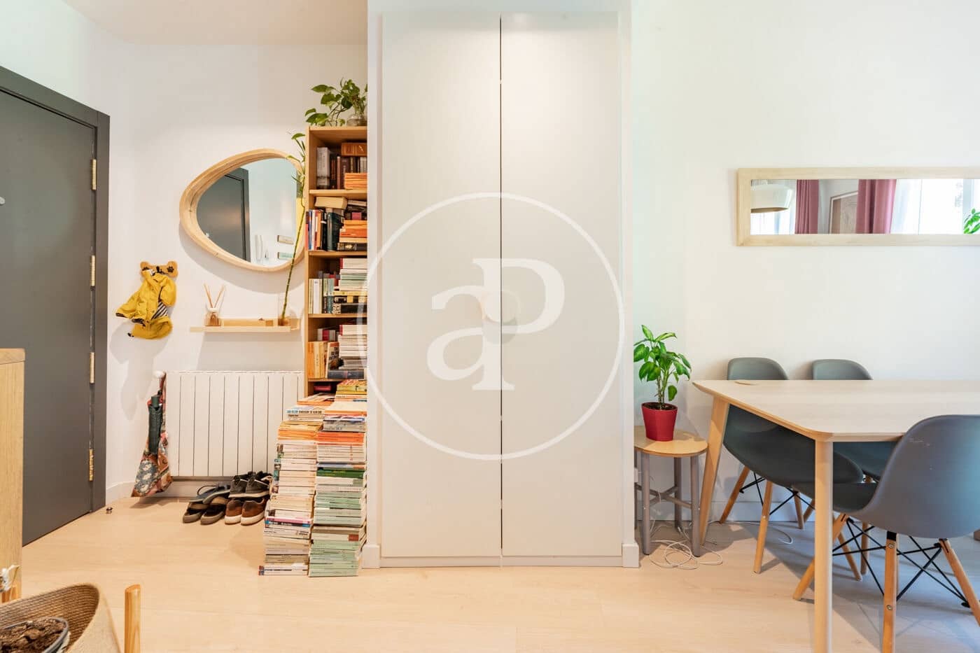 2 quarto Apartamento para arrendar em Madrid cidade - 2 100 € (Ref: 9915845)