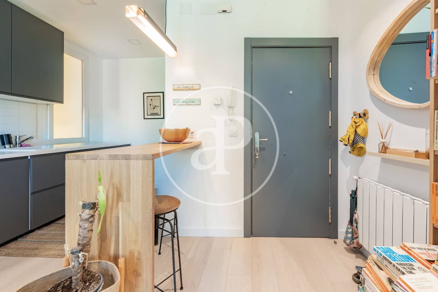 2 quarto Apartamento para arrendar em Madrid cidade - 2 100 € (Ref: 9915845)