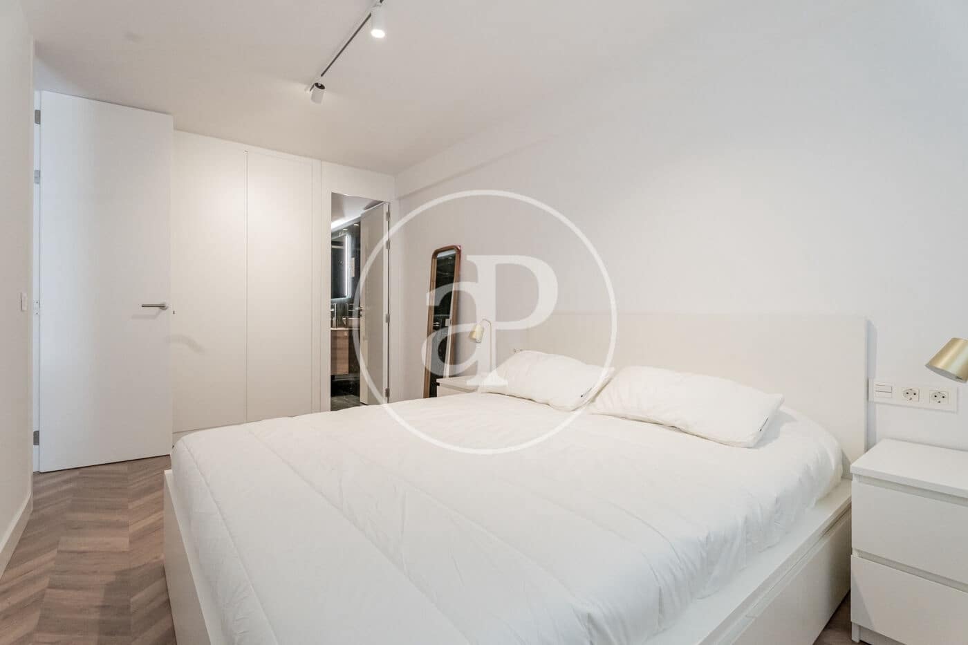 1 sovrum Lägenhet att hyra i Madrid stad - 1 950 € (Ref: 9920440)