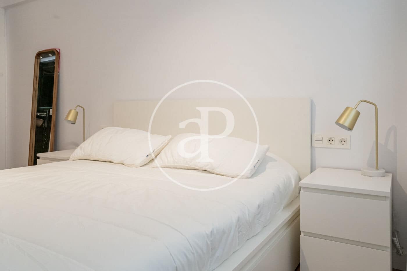 1 sovrum Lägenhet att hyra i Madrid stad - 1 950 € (Ref: 9920440)