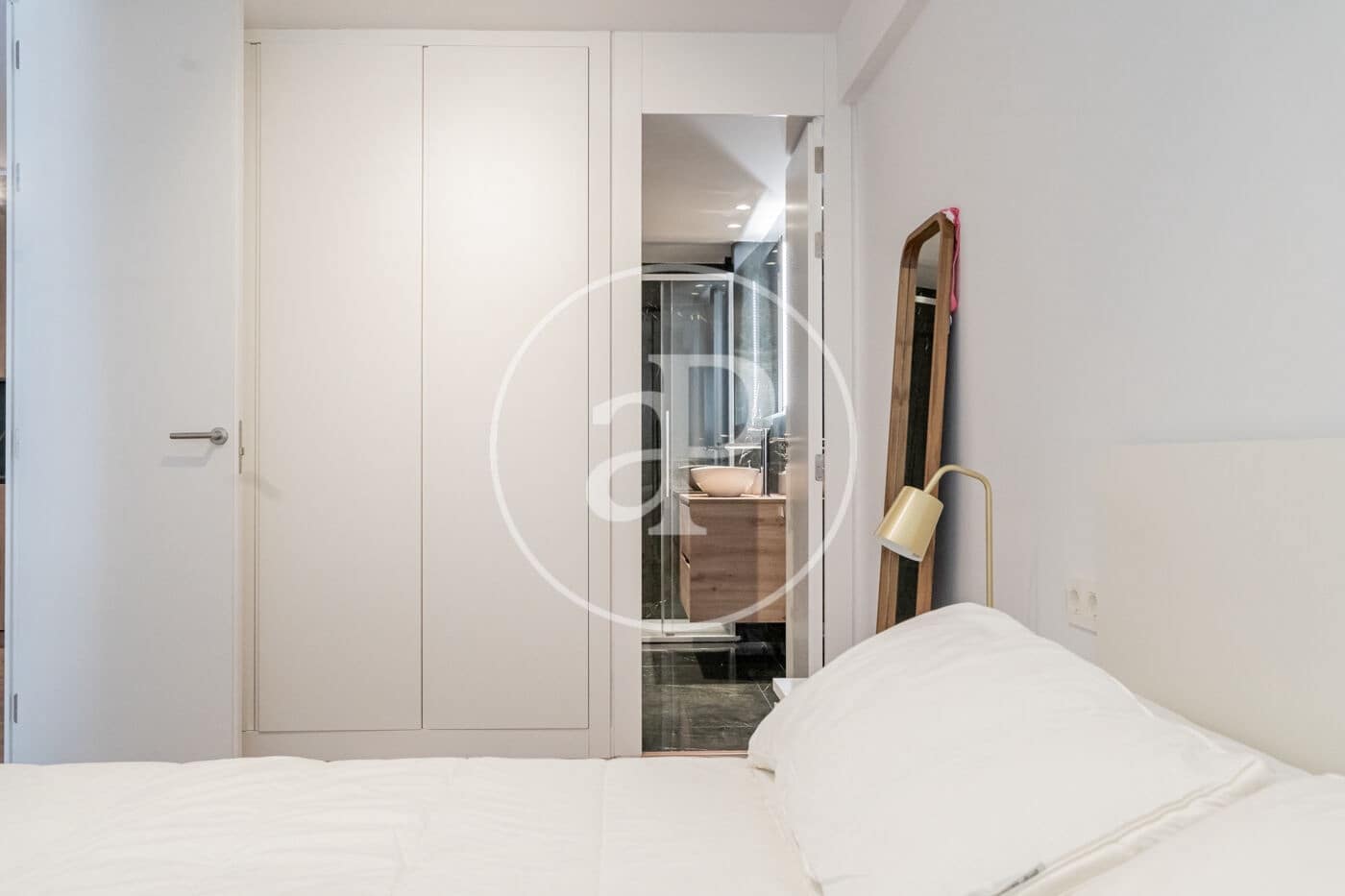 1 sovrum Lägenhet att hyra i Madrid stad - 1 950 € (Ref: 9920440)