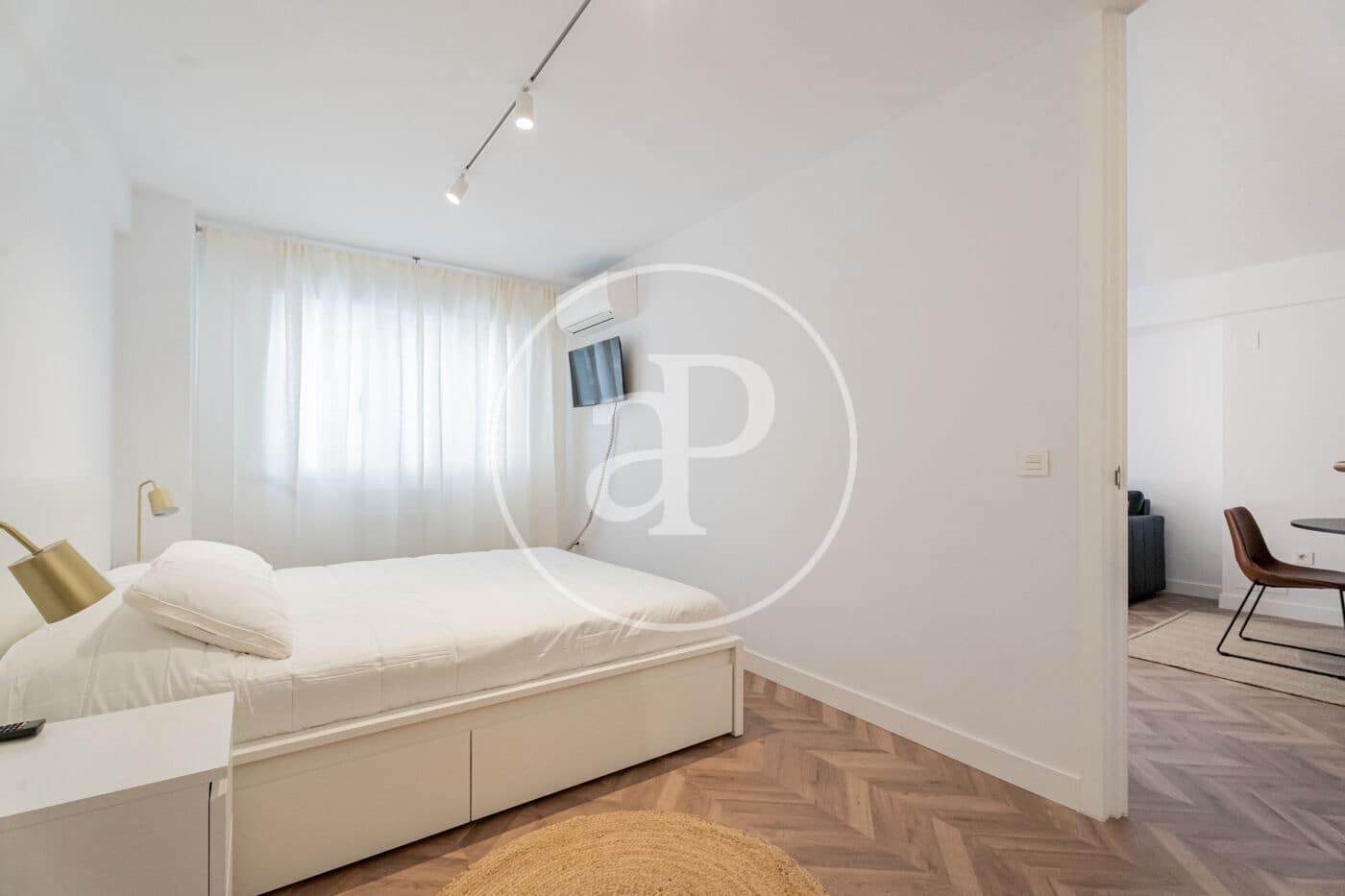 1 sovrum Lägenhet att hyra i Madrid stad - 1 950 € (Ref: 9920440)