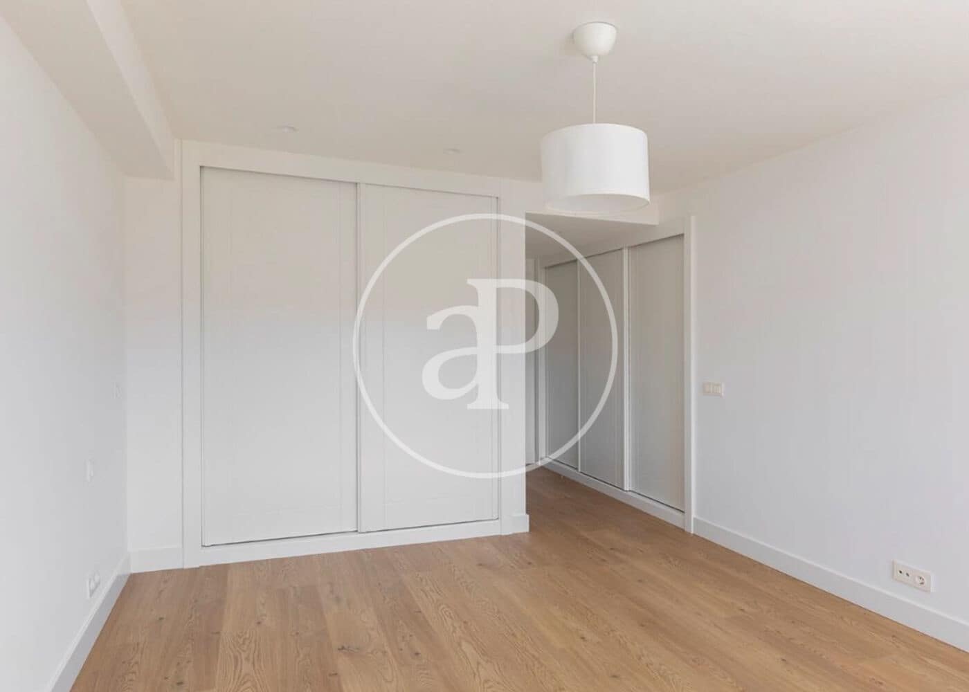 4 bedroom Penthouse for sale in Madrid city - € 2,020,000 (Ref: 9920441)
