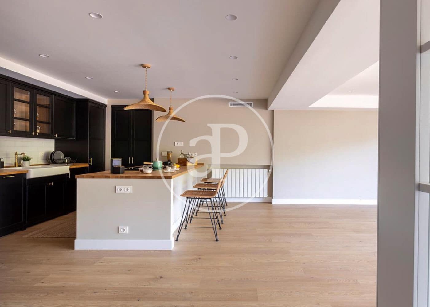 4 bedroom Penthouse for sale in Madrid city - € 2,020,000 (Ref: 9920441)