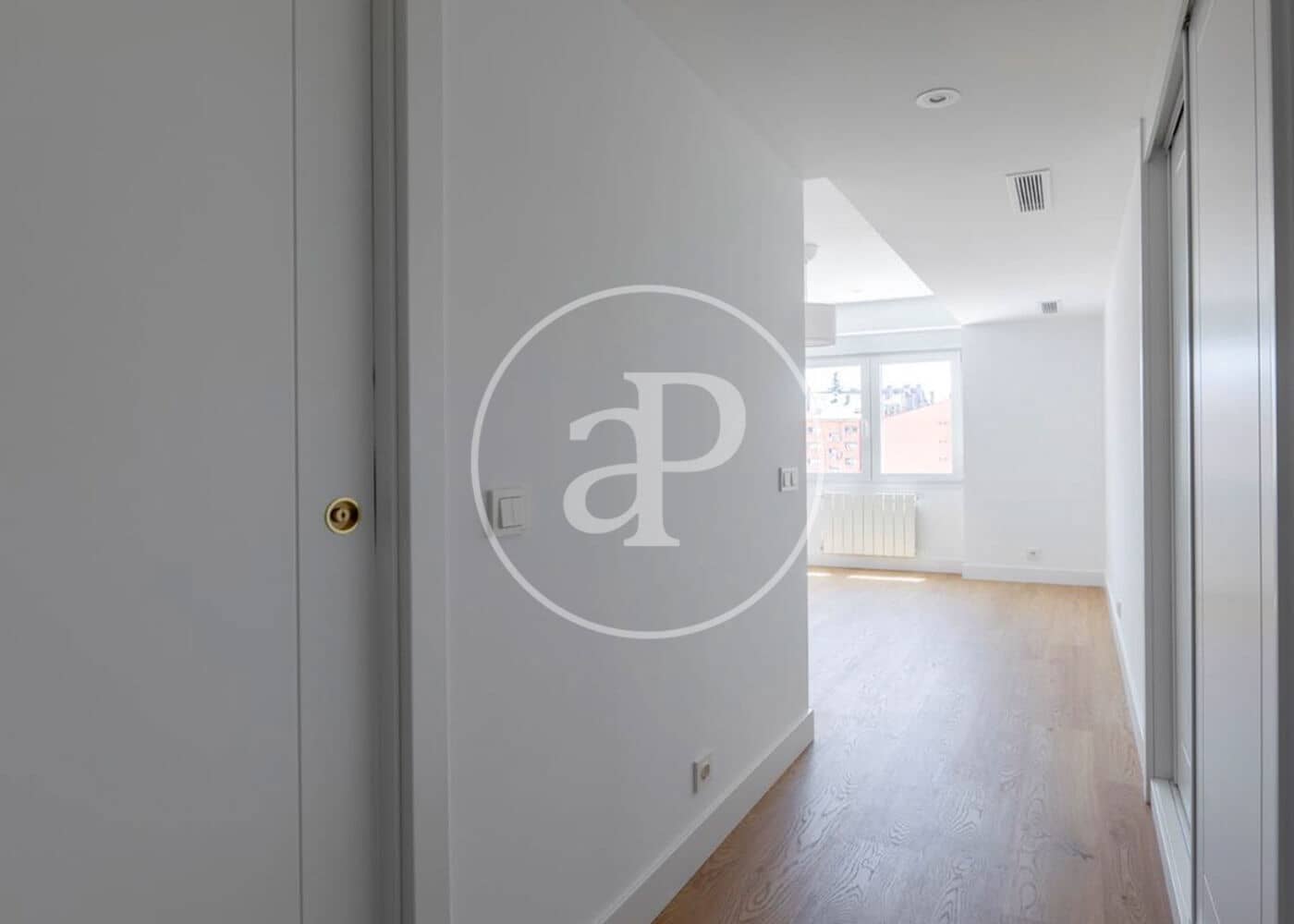 4 bedroom Penthouse for sale in Madrid city - € 2,020,000 (Ref: 9920441)