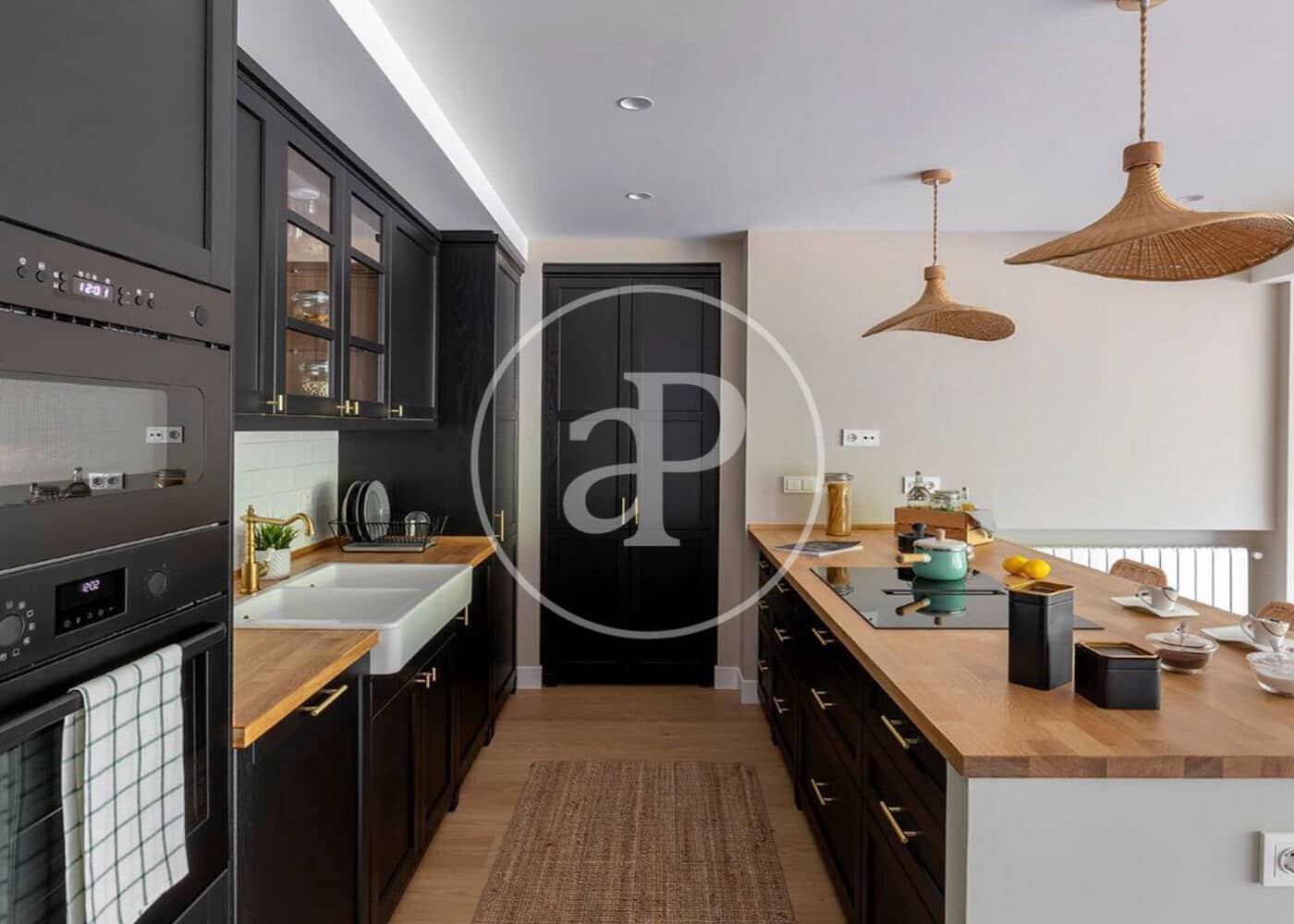 4 bedroom Penthouse for sale in Madrid city - € 2,020,000 (Ref: 9920441)