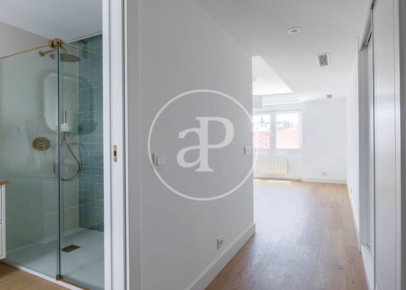 4 bedroom Penthouse for sale in Madrid city - € 2,020,000 (Ref: 9920441)