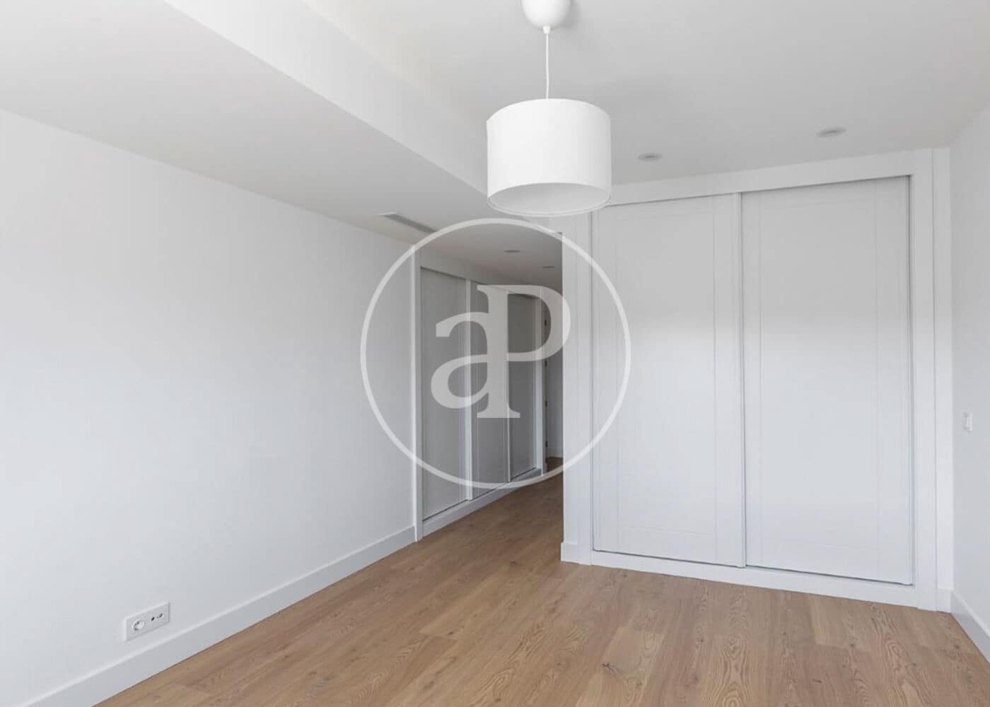 4 bedroom Penthouse for sale in Madrid city - € 2,020,000 (Ref: 9920441)