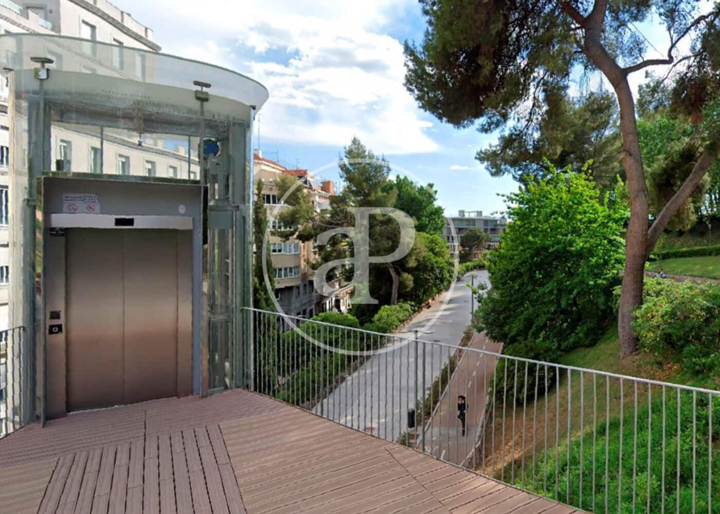 4 bedroom Penthouse for sale in Madrid city - € 2,020,000 (Ref: 9920441)