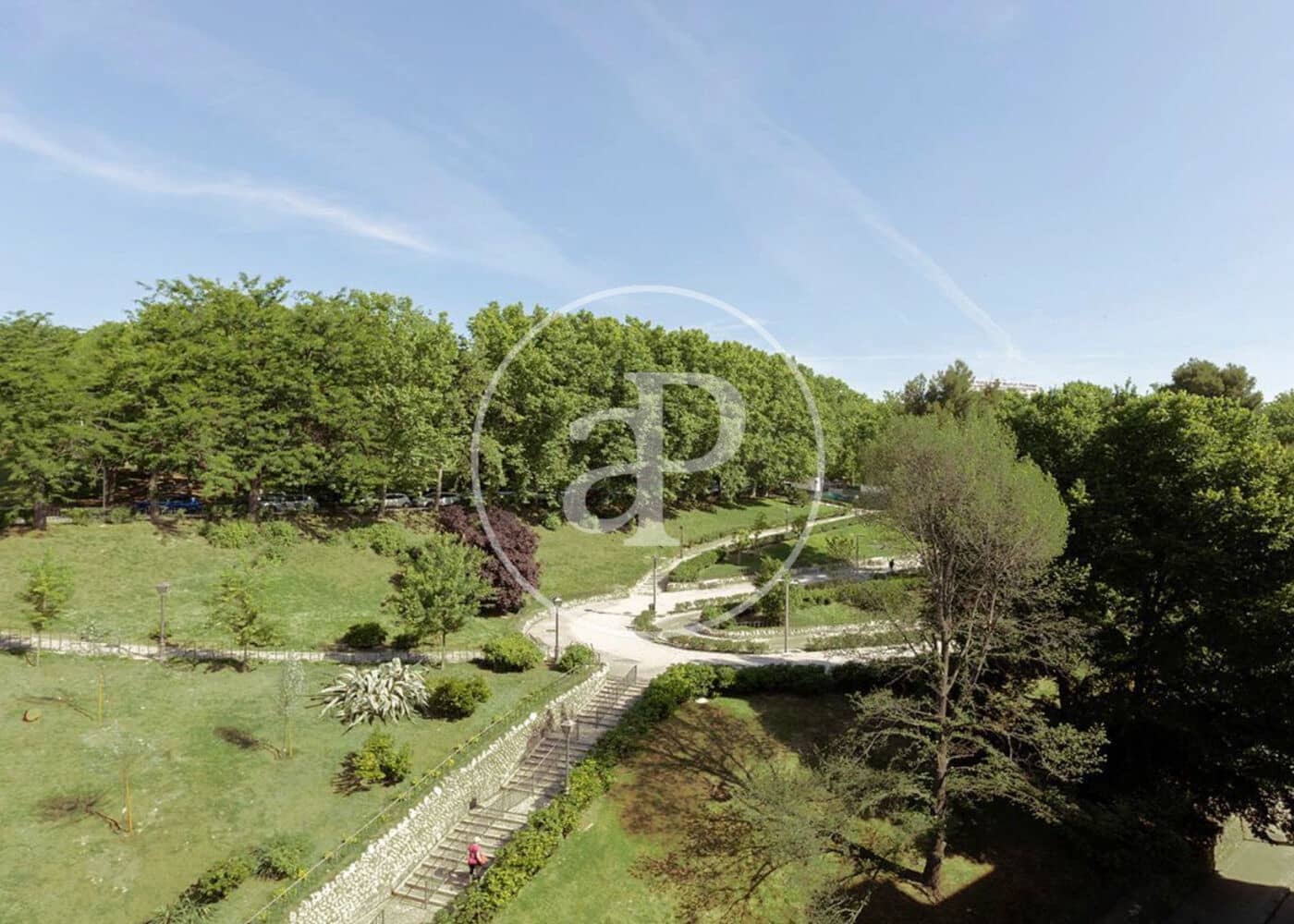 4 bedroom Penthouse for sale in Madrid city - € 2,020,000 (Ref: 9920441)