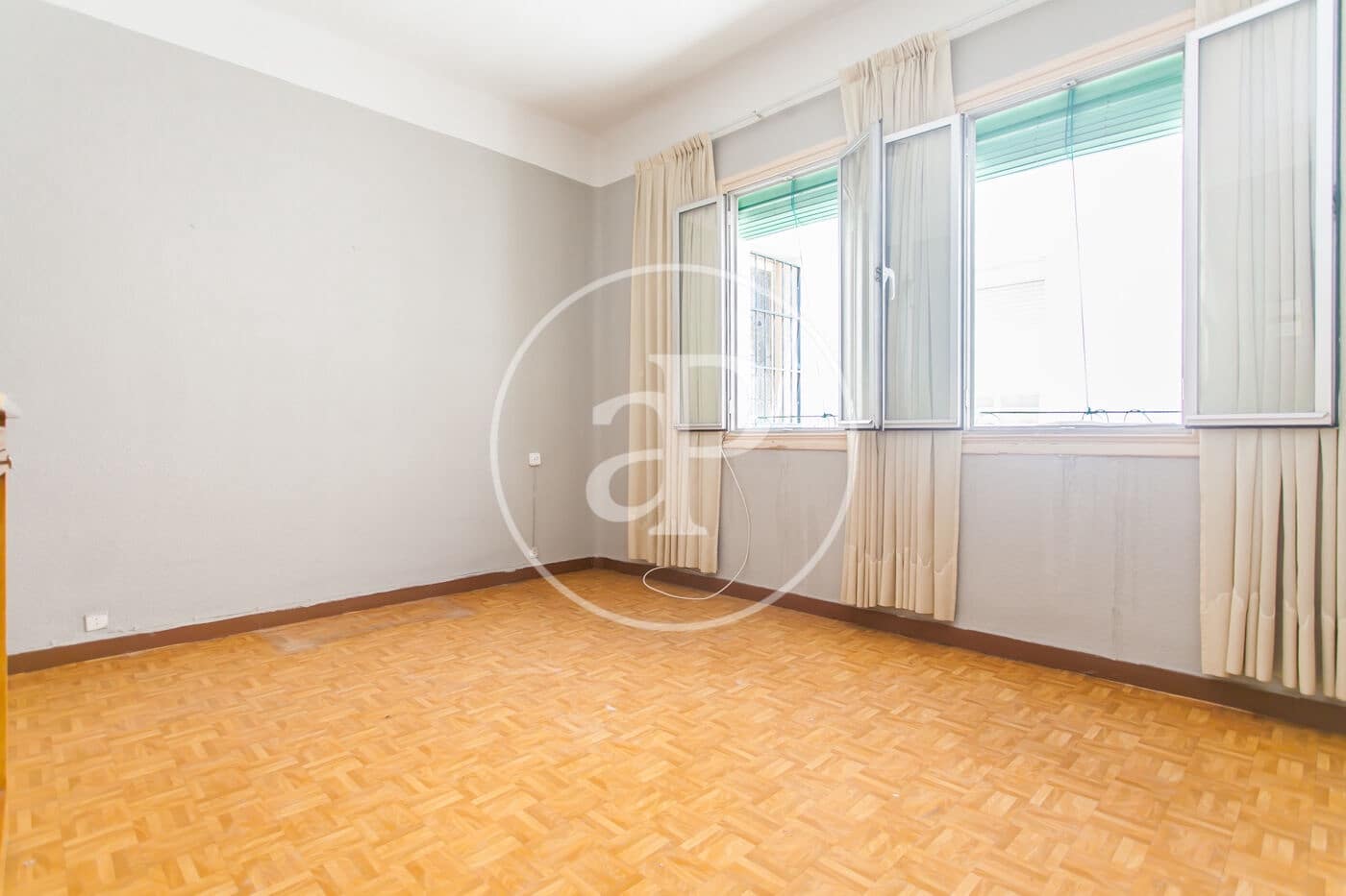 2 bedroom Apartment for sale in Madrid city - € 830,000 (Ref: 9920442)
