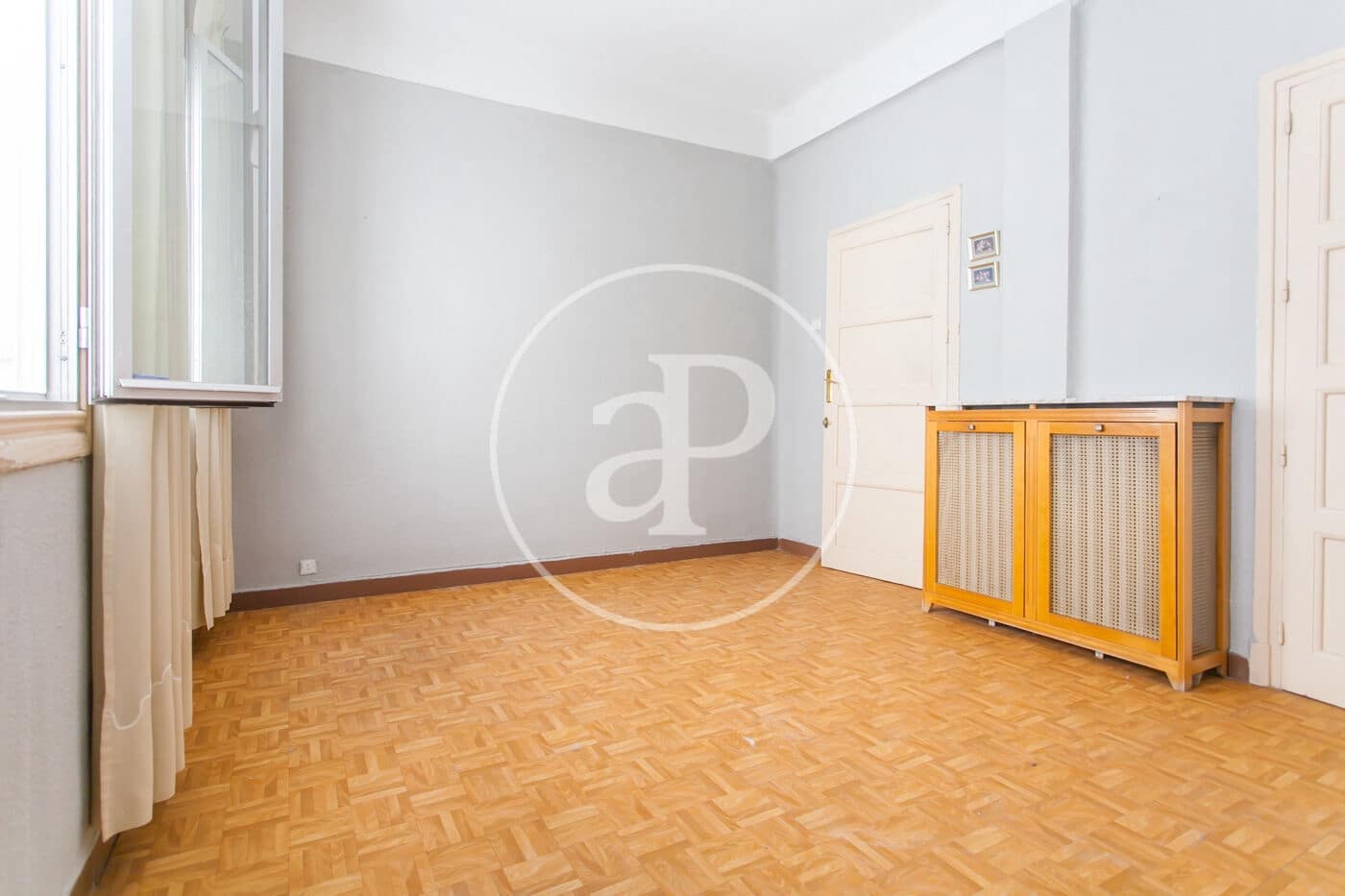 2 bedroom Apartment for sale in Madrid city - € 830,000 (Ref: 9920442)