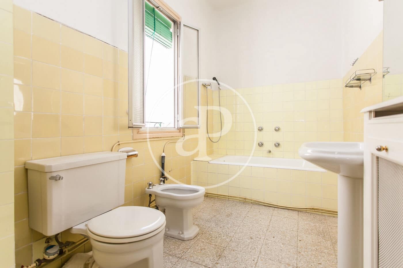 2 bedroom Apartment for sale in Madrid city - € 830,000 (Ref: 9920442)