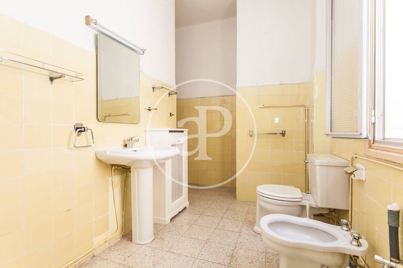 2 bedroom Apartment for sale in Madrid city - € 830,000 (Ref: 9920442)