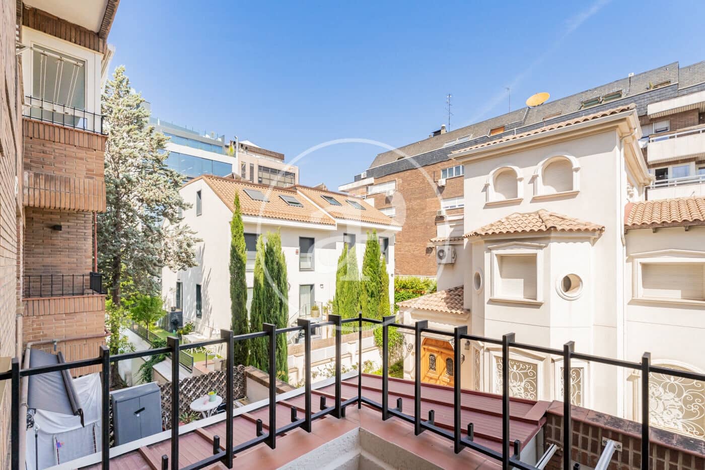 3 bedroom Apartment for sale in Madrid city with pool - € 1,059,000 (Ref: 9920443)