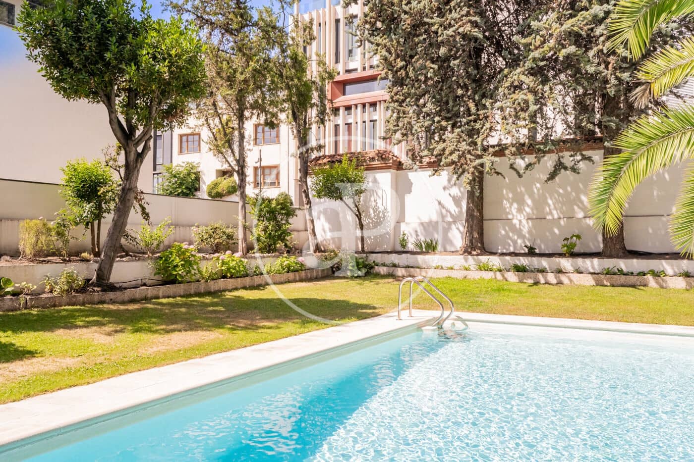 3 bedroom Apartment for sale in Madrid city with pool - € 1,059,000 (Ref: 9920443)