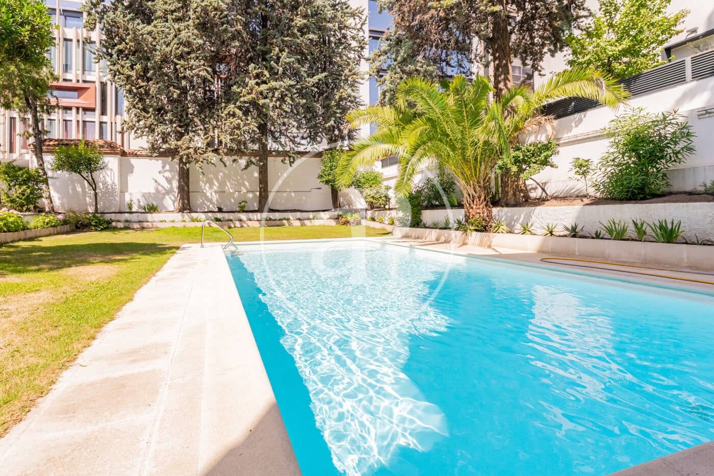 3 bedroom Apartment for sale in Madrid city with pool - € 1,059,000 (Ref: 9920443)