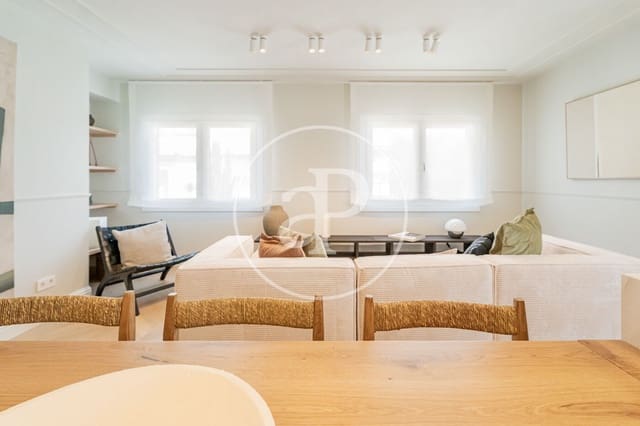 3 slaapkamer Appartement te koop in Ciudad Jardín, Madrid stad met zwembad - € 1.059.000 (Ref: 9920443)
