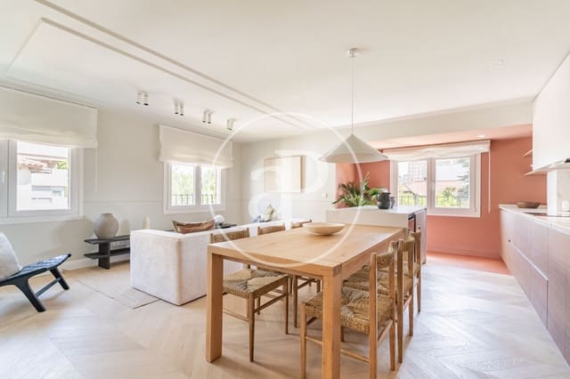 3 slaapkamer Appartement te koop in Ciudad Jardín, Madrid stad met zwembad - € 1.059.000 (Ref: 9920443)