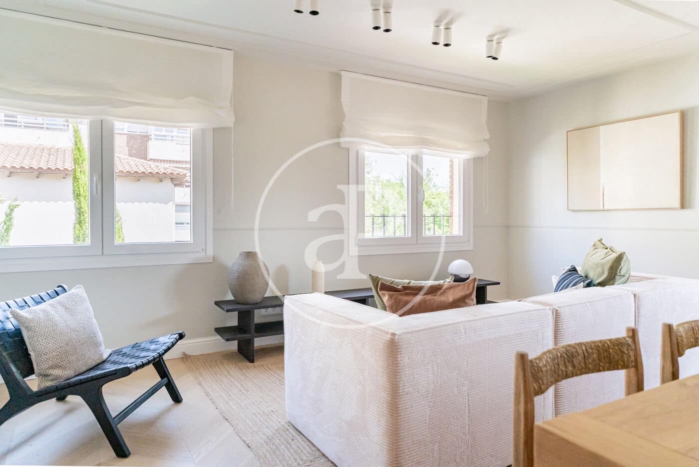 3 bedroom Apartment for sale in Madrid city with pool - € 1,059,000 (Ref: 9920443)