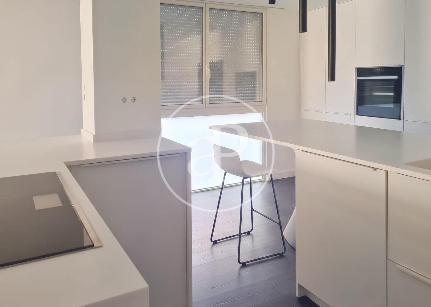 4 sovrum Lägenhet att hyra i Madrid stad med garage - 4 000 € (Ref: 9920444)