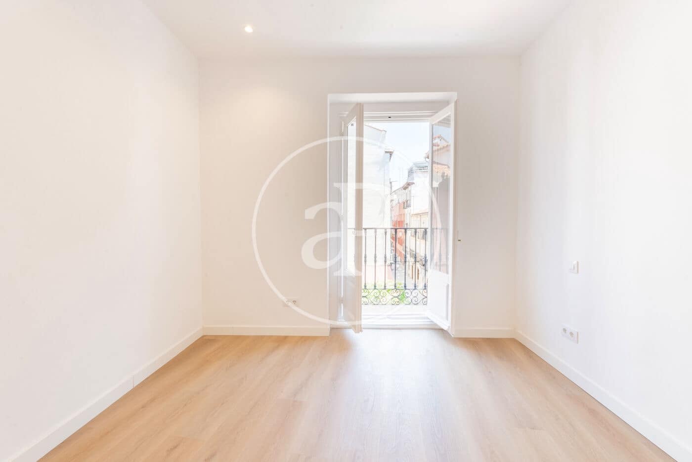 1 bedroom Apartment for sale in Madrid city - € 430,000 (Ref: 9922315)