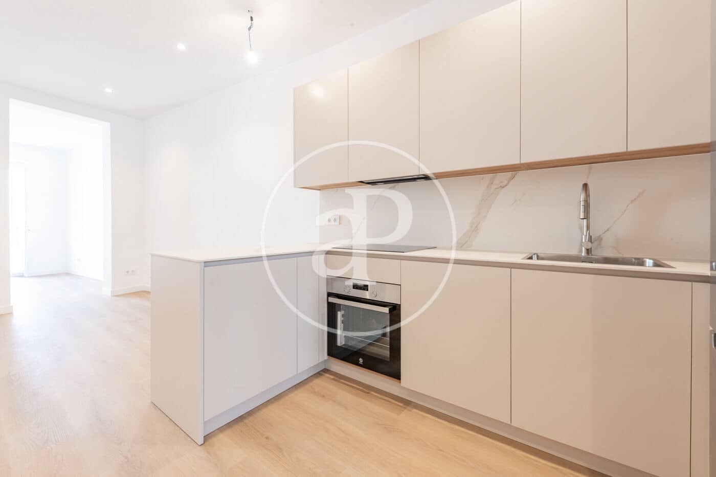 1 bedroom Apartment for sale in Madrid city - € 430,000 (Ref: 9922315)
