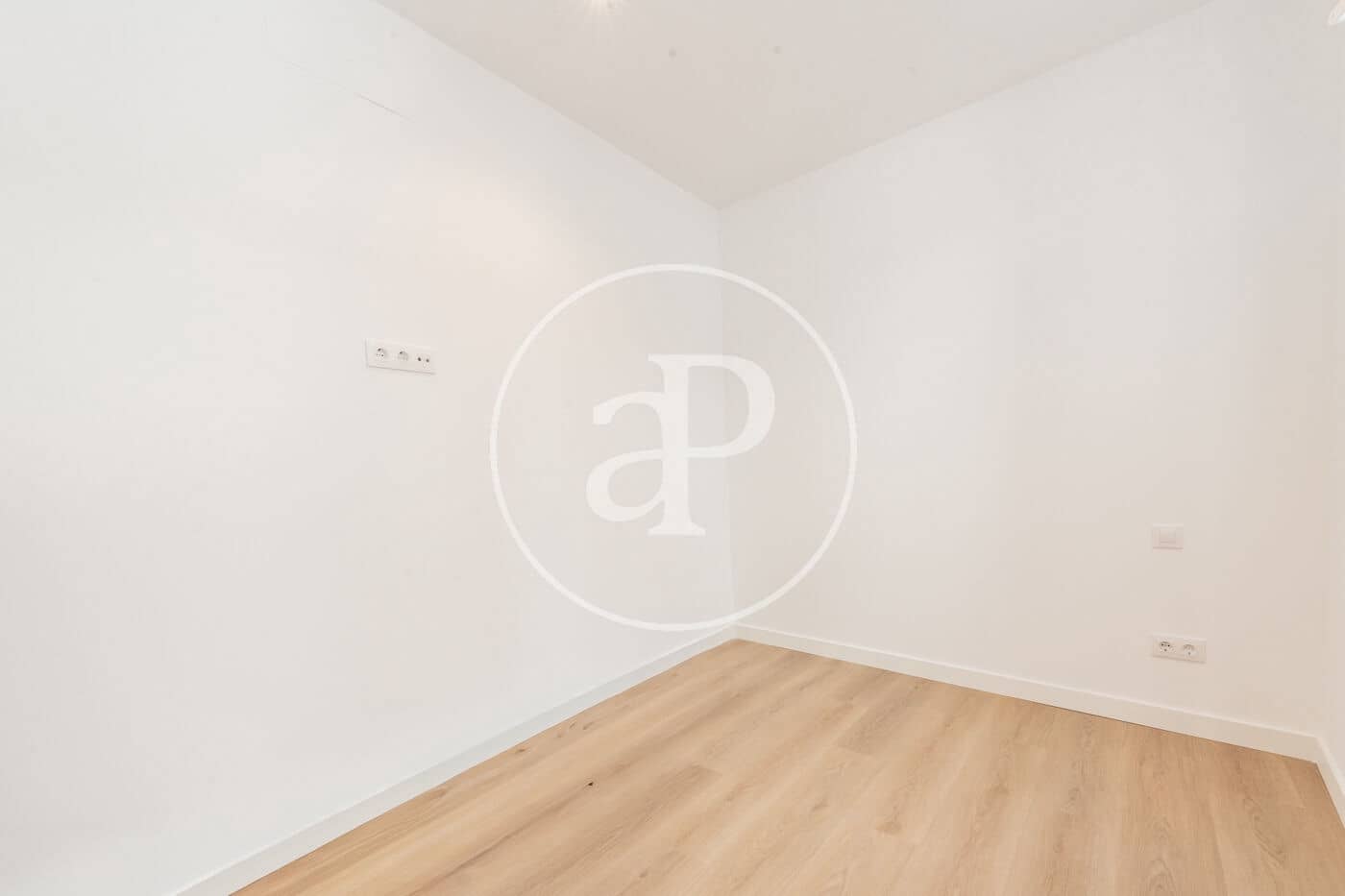 1 bedroom Apartment for sale in Madrid city - € 430,000 (Ref: 9922315)